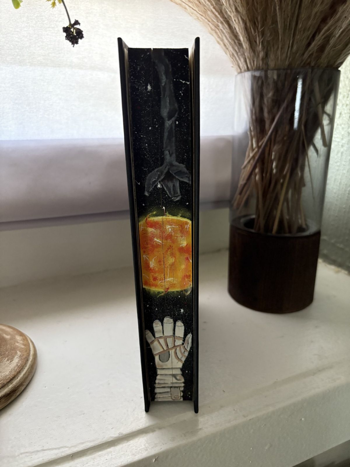 Fore-Edge